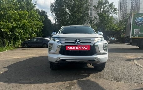Mitsubishi Pajero Sport III рестайлинг, 2020 год, 3 650 000 рублей, 7 фотография