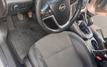 Opel Astra J, 2011 год, 770 000 рублей, 14 фотография