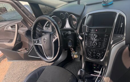Opel Astra J, 2011 год, 770 000 рублей, 18 фотография
