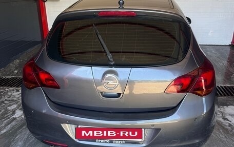 Opel Astra J, 2011 год, 770 000 рублей, 7 фотография