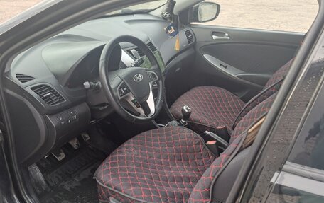 Hyundai Solaris II рестайлинг, 2014 год, 970 000 рублей, 8 фотография