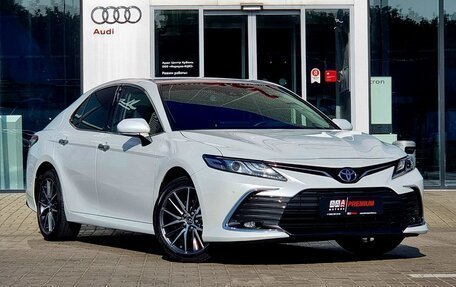 Toyota Camry, 2022 год, 3 950 000 рублей, 3 фотография