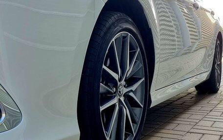 Toyota Camry, 2022 год, 3 950 000 рублей, 10 фотография