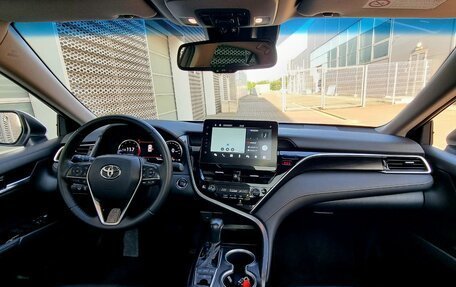 Toyota Camry, 2022 год, 3 950 000 рублей, 26 фотография