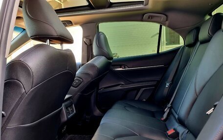 Toyota Camry, 2022 год, 3 950 000 рублей, 25 фотография