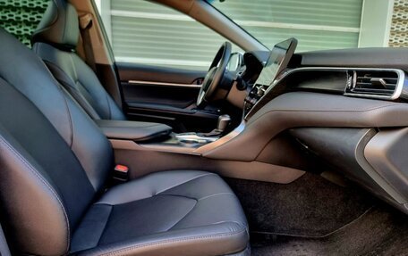 Toyota Camry, 2022 год, 3 950 000 рублей, 29 фотография