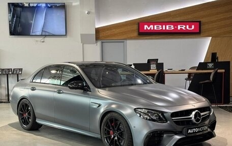 Mercedes-Benz E-Класс AMG, 2018 год, 7 800 000 рублей, 2 фотография