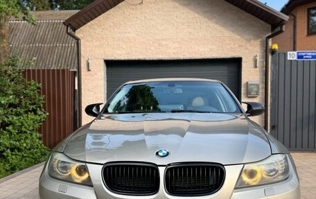 BMW 3 серия, 2011 год, 999 999 рублей, 1 фотография