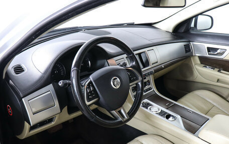 Jaguar XF I рестайлинг, 2013 год, 1 097 000 рублей, 9 фотография