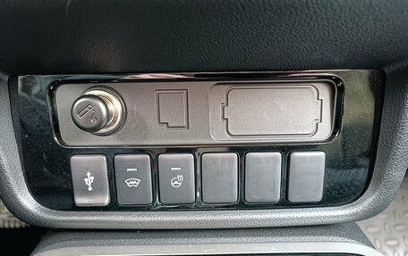 Mitsubishi Outlander III рестайлинг 3, 2021 год, 2 175 000 рублей, 16 фотография