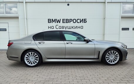 BMW 7 серия, 2021 год, 5 990 000 рублей, 6 фотография