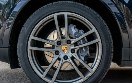 Porsche Cayenne III, 2018 год, 5 739 000 рублей, 13 фотография