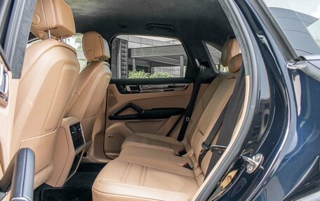 Porsche Cayenne III, 2018 год, 5 739 000 рублей, 26 фотография