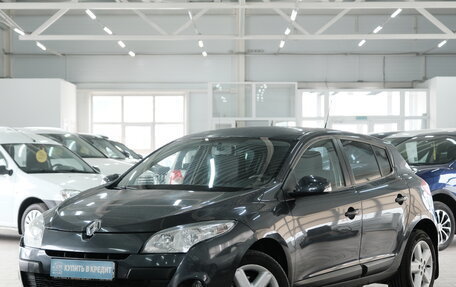 Renault Megane III, 2011 год, 669 000 рублей, 2 фотография