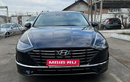 Hyundai Sonata VIII, 2022 год, 3 300 000 рублей, 2 фотография
