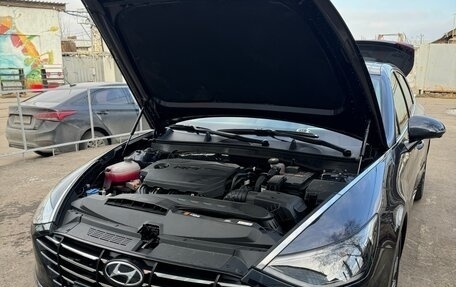 Hyundai Sonata VIII, 2022 год, 3 300 000 рублей, 21 фотография