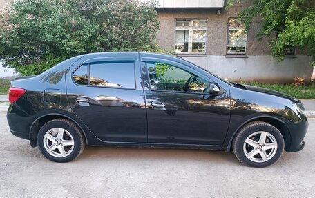 Renault Logan II, 2016 год, 770 000 рублей, 2 фотография