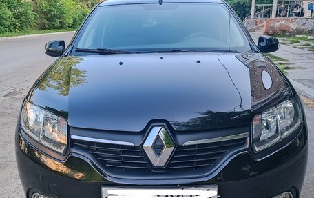 Renault Logan II, 2016 год, 770 000 рублей, 5 фотография