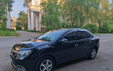 Renault Logan II, 2016 год, 770 000 рублей, 3 фотография