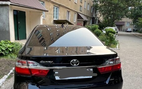 Toyota Camry, 2017 год, 2 500 000 рублей, 2 фотография