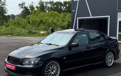 Lexus IS II рестайлинг 2, 1999 год, 920 000 рублей, 1 фотография