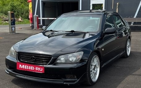 Lexus IS II рестайлинг 2, 1999 год, 920 000 рублей, 10 фотография