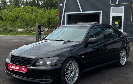 Lexus IS II рестайлинг 2, 1999 год, 920 000 рублей, 11 фотография