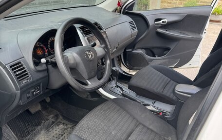 Toyota Corolla, 2011 год, 1 200 000 рублей, 6 фотография