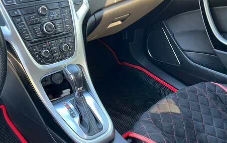 Opel Astra J, 2013 год, 1 400 000 рублей, 17 фотография