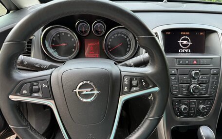 Opel Astra J, 2011 год, 700 000 рублей, 9 фотография