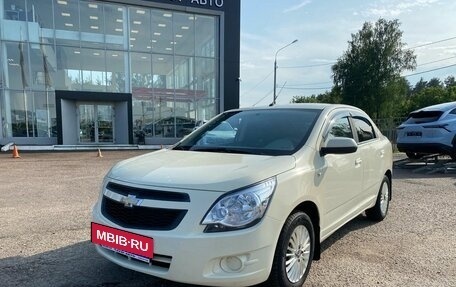 Chevrolet Cobalt II, 2013 год, 599 000 рублей, 2 фотография