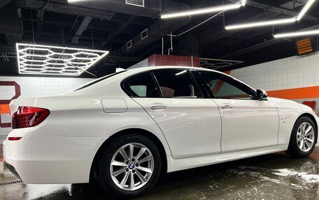 BMW 5 серия, 2016 год, 2 000 000 рублей, 9 фотография