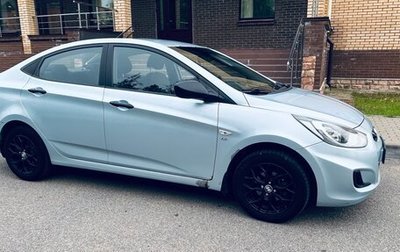 Hyundai Solaris II рестайлинг, 2011 год, 650 000 рублей, 1 фотография