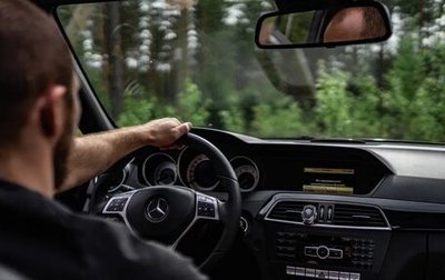 Mercedes-Benz C-Класс, 2012 год, 1 550 000 рублей, 1 фотография
