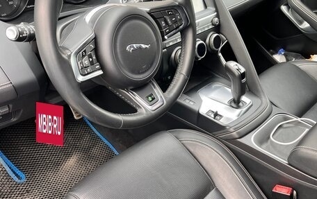Jaguar E-Pace, 2019 год, 2 950 000 рублей, 10 фотография