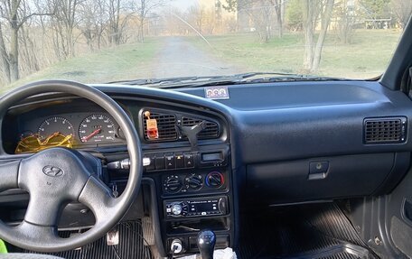 Hyundai Lantra I, 1993 год, 150 000 рублей, 2 фотография