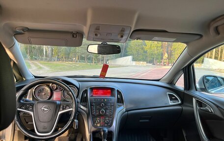 Opel Astra J, 2013 год, 899 999 рублей, 10 фотография