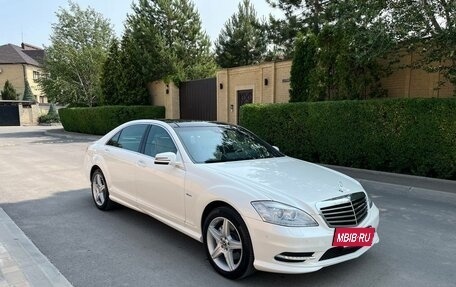 Mercedes-Benz S-Класс, 2012 год, 2 050 000 рублей, 27 фотография