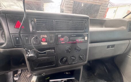 Volkswagen Transporter T4, 2002 год, 810 000 рублей, 15 фотография