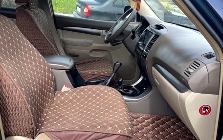 Toyota Land Cruiser Prado 120 рестайлинг, 2005 год, 1 900 000 рублей, 4 фотография
