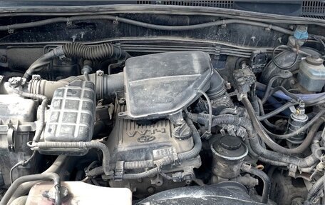Toyota Land Cruiser Prado 120 рестайлинг, 2005 год, 1 900 000 рублей, 10 фотография