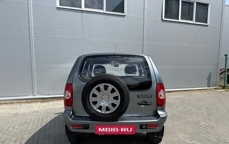Chevrolet Niva I рестайлинг, 2004 год, 295 000 рублей, 5 фотография