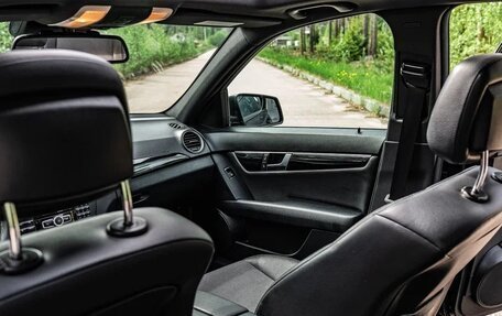 Mercedes-Benz C-Класс, 2012 год, 1 550 000 рублей, 21 фотография