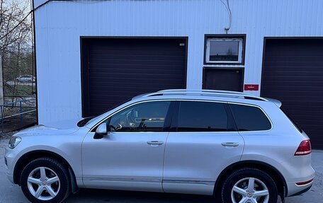 Volkswagen Touareg III, 2013 год, 2 999 999 рублей, 2 фотография