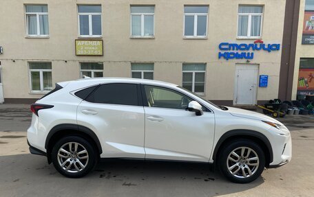 Lexus NX I, 2019 год, 4 000 000 рублей, 6 фотография