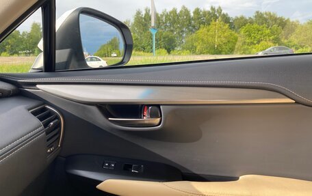 Lexus NX I, 2019 год, 4 000 000 рублей, 19 фотография