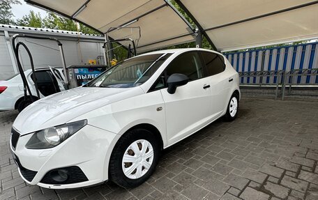 SEAT Ibiza IV рестайлинг 2, 2010 год, 600 000 рублей, 2 фотография