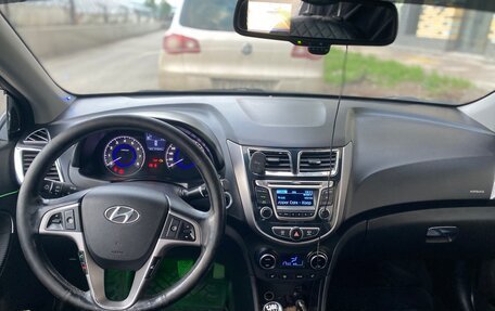 Hyundai Solaris II рестайлинг, 2014 год, 1 050 000 рублей, 10 фотография