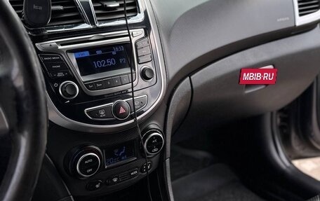 Hyundai Solaris II рестайлинг, 2014 год, 1 050 000 рублей, 15 фотография