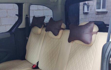 Peugeot Partner II рестайлинг 2, 2013 год, 920 000 рублей, 9 фотография